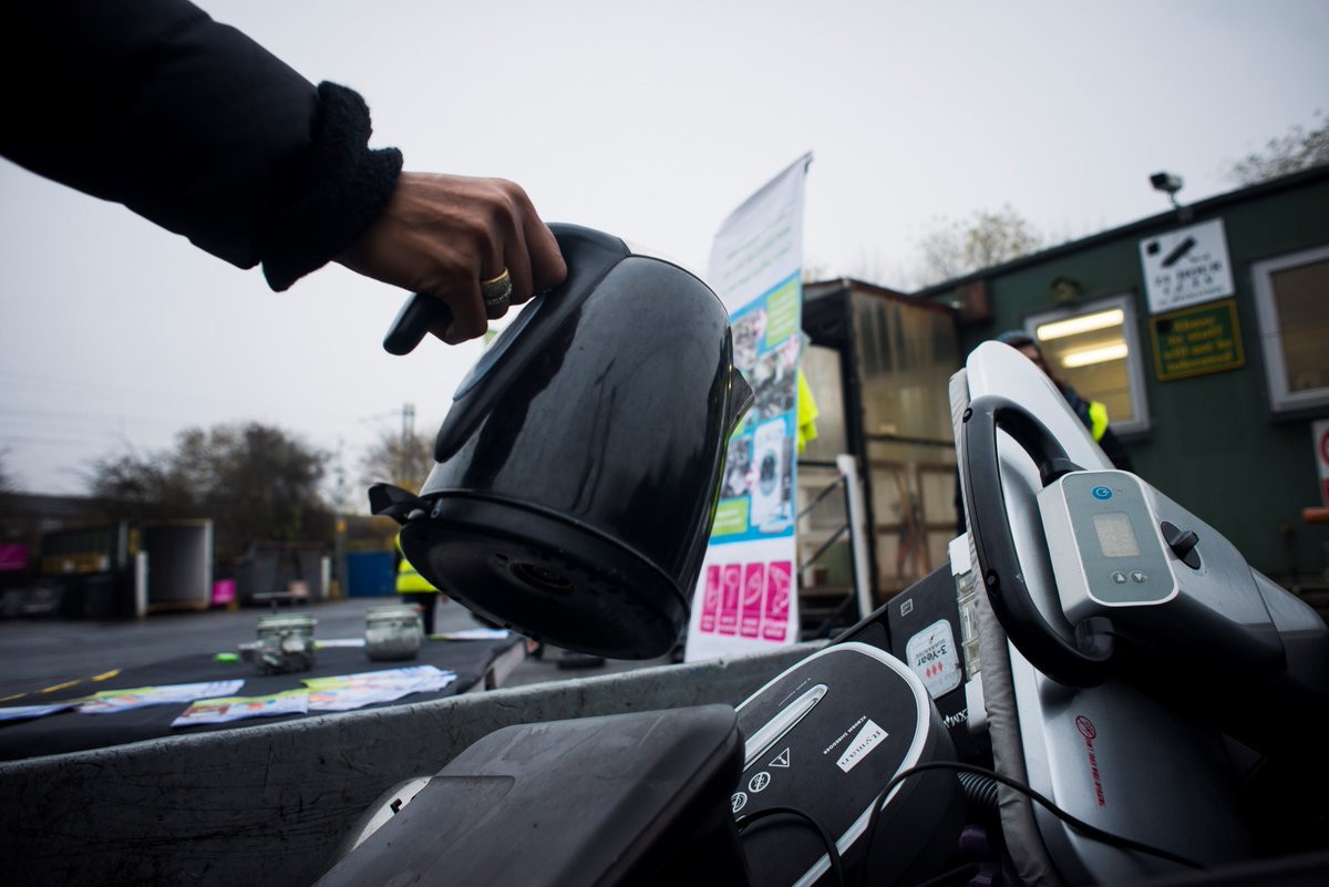 Anything that requires batteries or a plug to operate is classified as electrical equipment. If you need to dispose of smalls electrical items like a kettle or toaster, you can take them to any WEEE banks across north London. ow.ly/940m50y6KT4