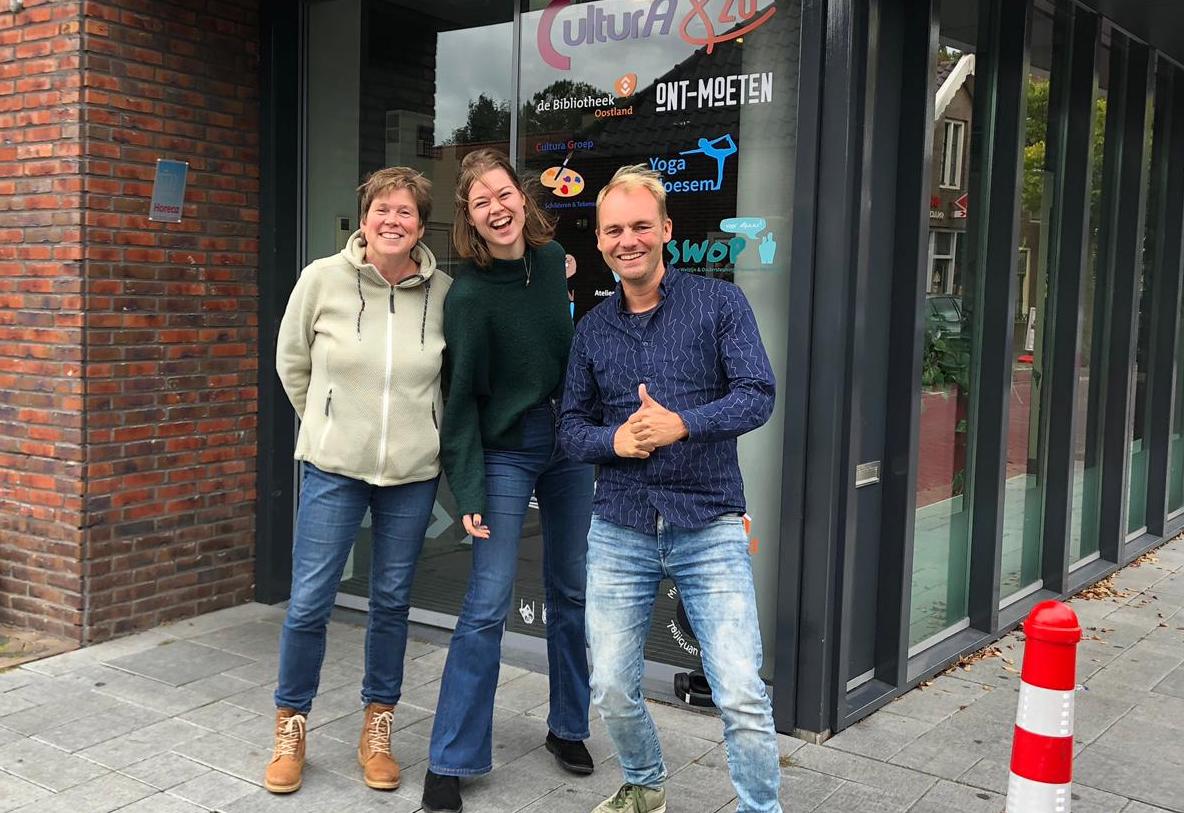 NetwerkYC's tweet photo. Word jij onze nieuwe collega? Wij zoeken een coördinator 'maatschappelijke diensttijd'. (20-24 uur) Vacature in de link: https://t.co/mxi5hnNqQw
#pijnacker #nootdorp #maatschappelijkediensttijd #MDT #yourcube #onderwijs #jongeren https://t.co/DRydOJsbpX
