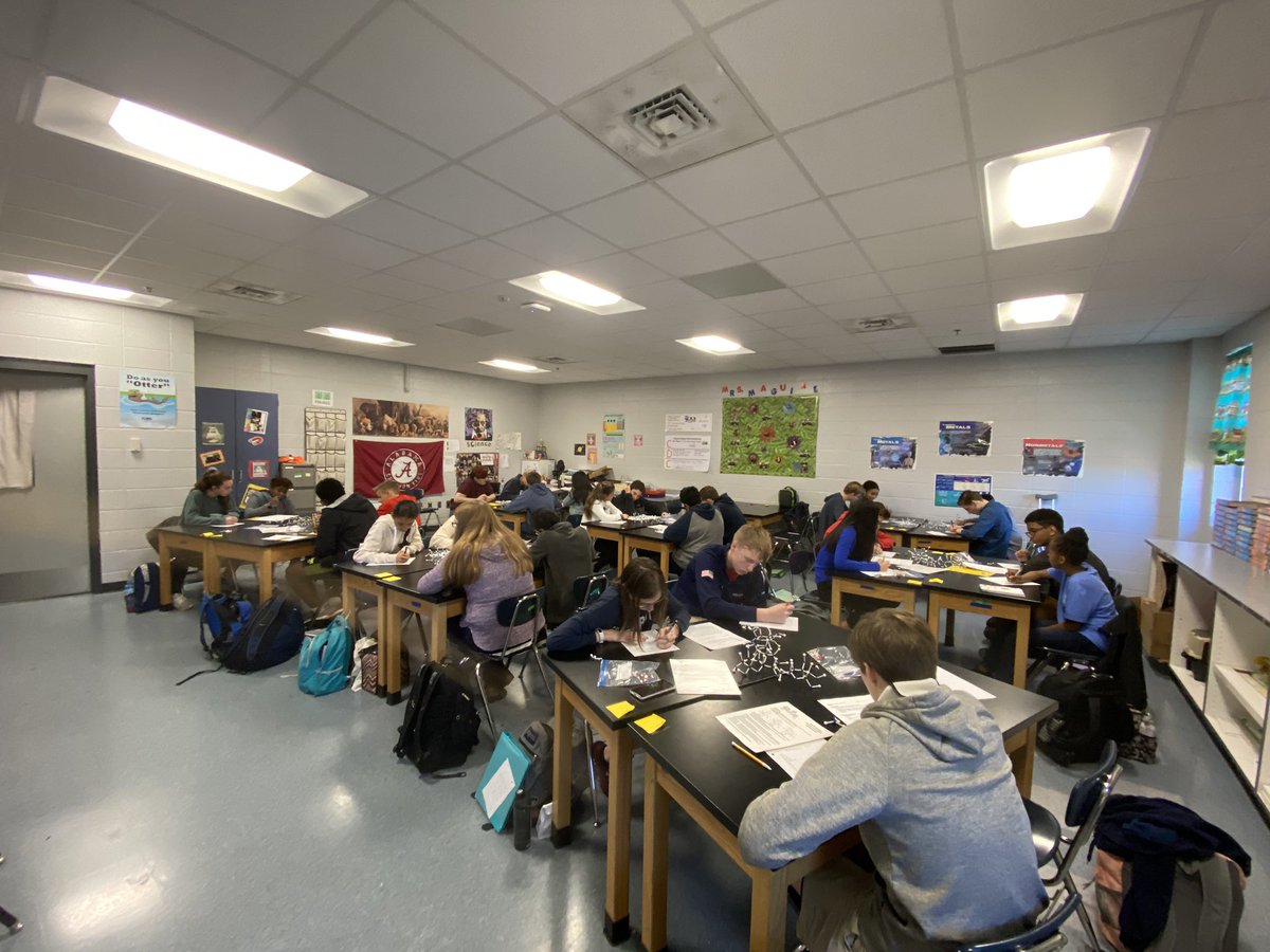 MgCHemIStrY's tweet photo. Here is a piece of fun from last week! @ASIM_BIO_AAMU brought us MacMol building kits, and Pre-AP Bio enjoyed building their oligosaccharides made from glucose monomers! #mcslearn #biorocks #asim https://t.co/8zEG4m5Np1