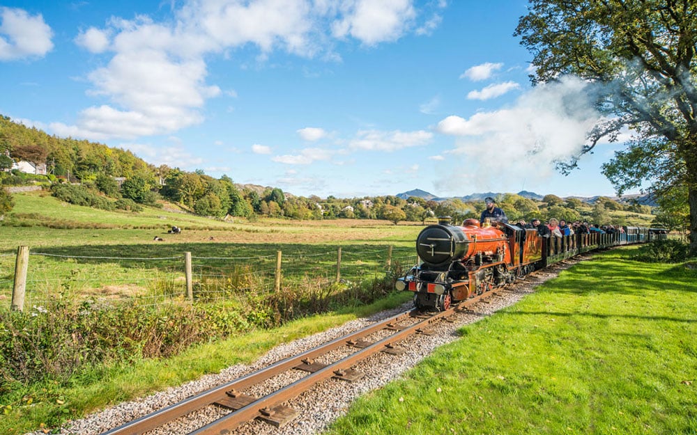 How many of these have you already done? ✅

telegraph.co.uk/travel/destina…