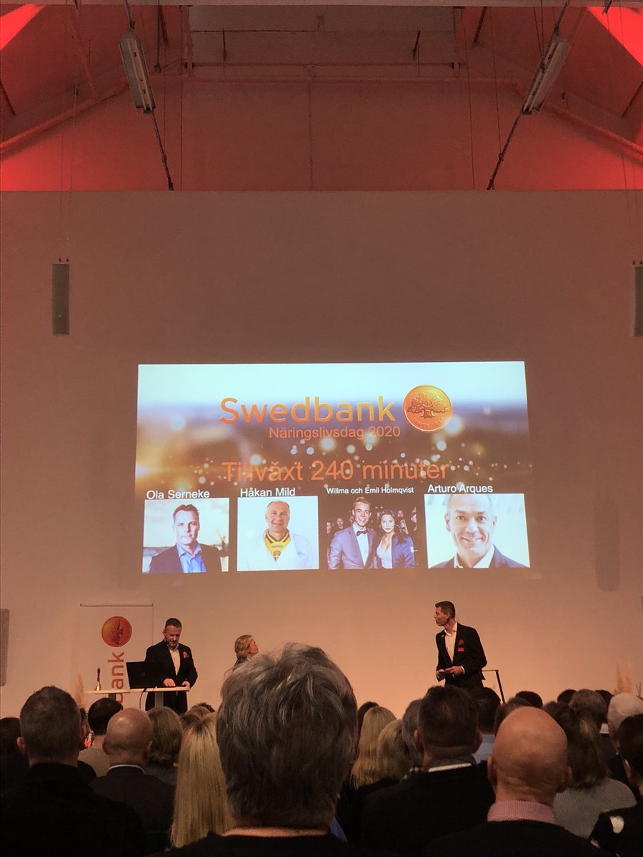Swedbanks näringslivsdag på Nova i Trollhättan. Just nu en intressant intervju med näringslivscheferna  i Trollhättan och Vänersborg.