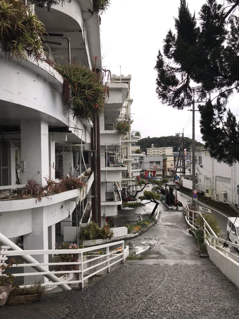 エピソードが全部強烈 法律無視 設計図もなし 建築経験のない夫婦が独学 自力で建設した 沢田マンション を訪れた時の話 Togetter