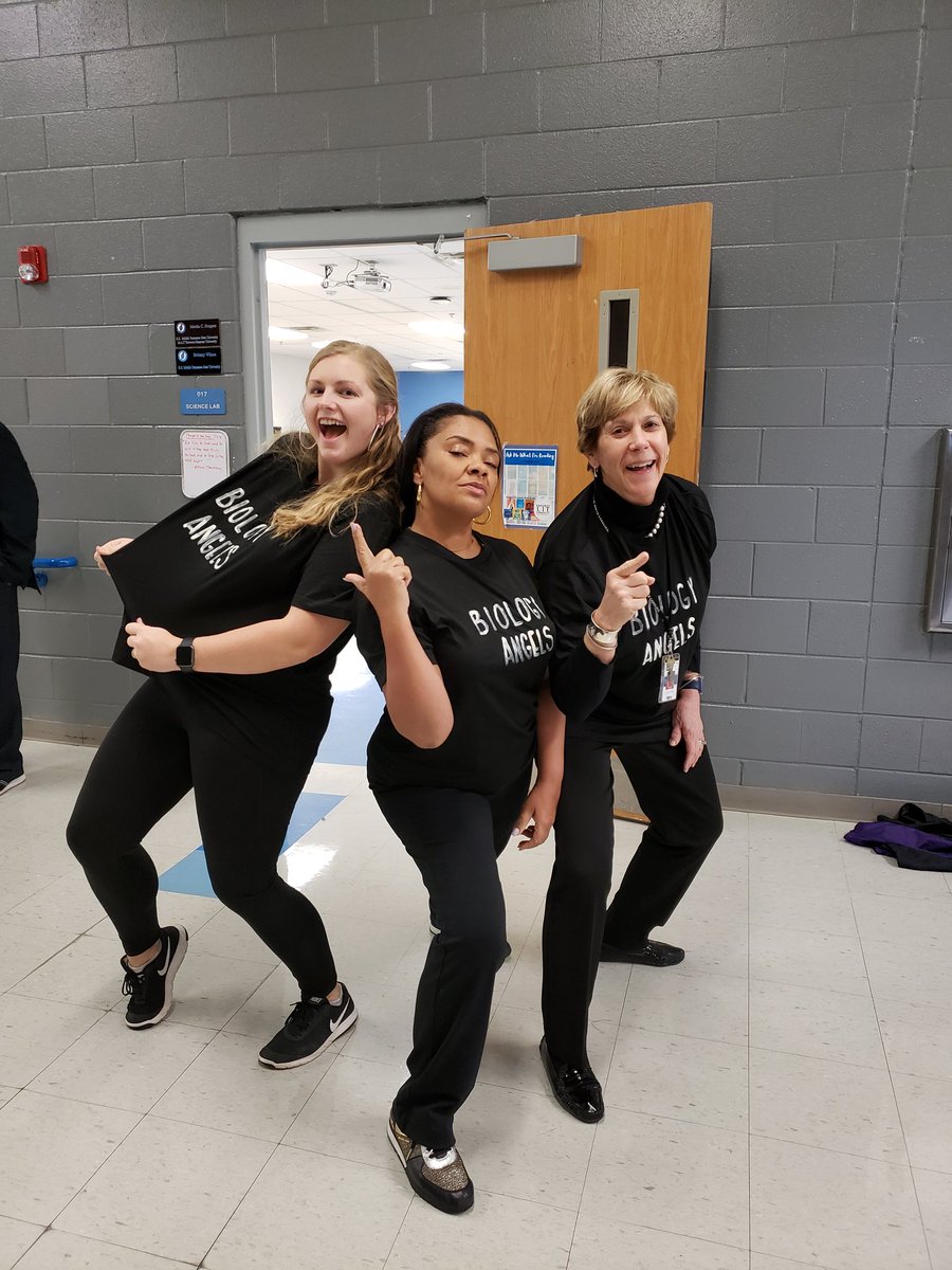 Twinsies Day!!
<a href="/LHSintheNews/">LaVergne High School</a>