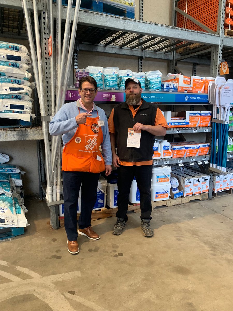 kale_self's tweet photo. The MET team at 149 is on fire with  spring resets! Pool Chems and Coco bays look amazing! Outstanding job Tracy, Shaun and Marty!! ⁦@lgrahamthd⁩ ⁦@KMTovey⁩ ⁦@jhiltonthd⁩ ⁦⁦@adam_christoff⁩ https://t.co/4H3dkh29rr