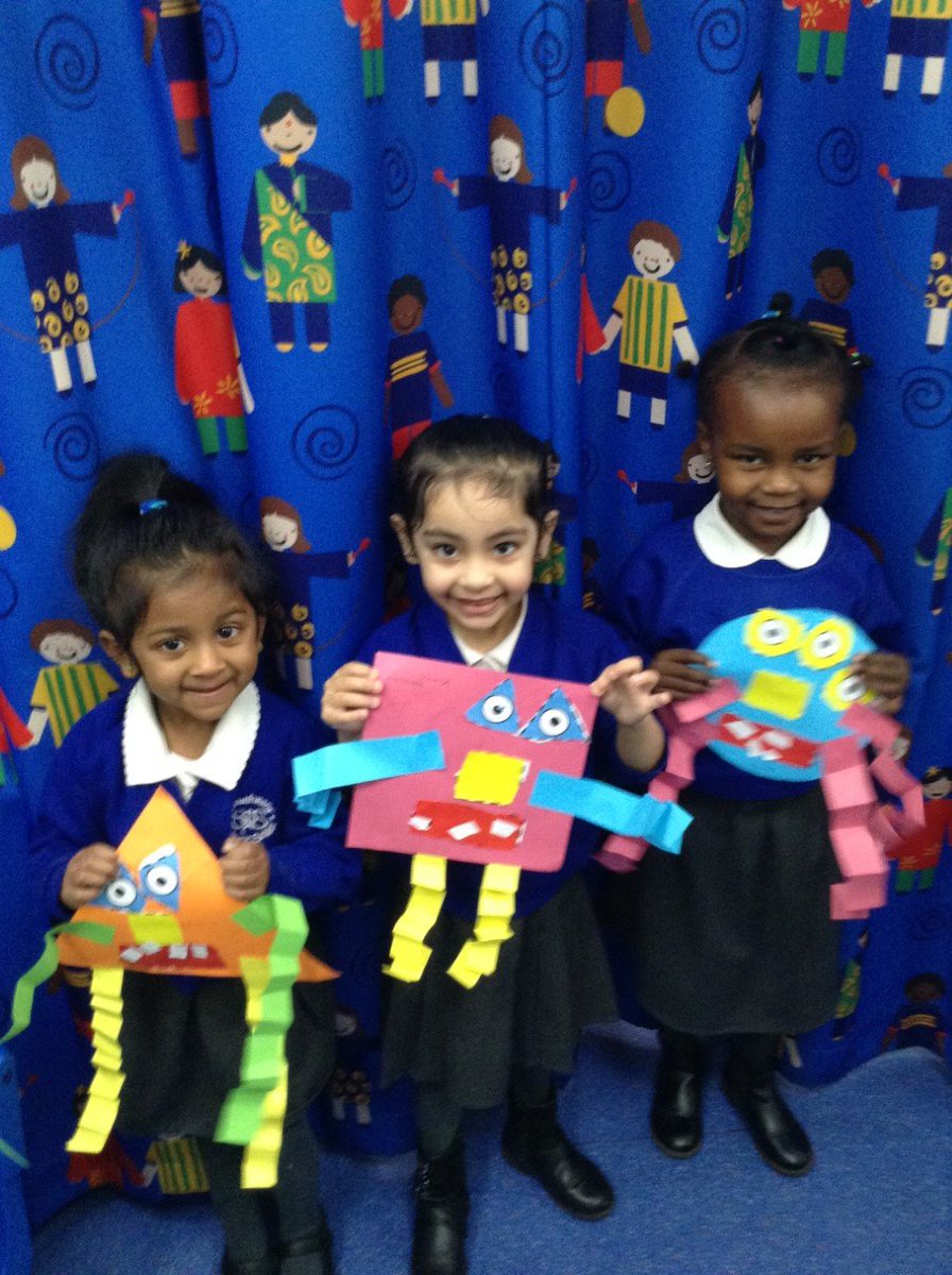 SouthwoldSchool's tweet photo. EYC have been using their cutting and paper skills to make shape aliens. What fabulous language they used when talking about the properties of shapes: โItโs a circle because it is round and itโs got no corners.โ ๐ด๐ต#finemotorskills #aliens #propertiesofshape https://t.co/iwqpeqVmic