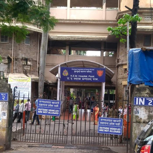 #KemHospital - 52-year-old #brain Brain Dead Man Donate Organs....Liver was alloted to Apollo Hospital...KEM Hospital became the first public medical facility to donate Organ...