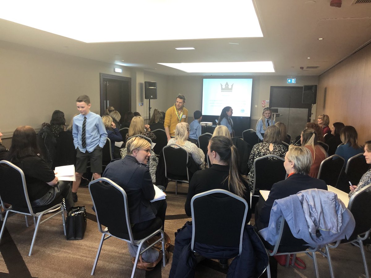 PDNardo's tweet photo. Fabulous buzz 🐝 in the room for Workshop 5 (b)with school leaders (adults &children 😉) creatively exploring what we would change in our schools that would enhance the Improvement journey. @wp_education @Creatwittity @saintninians #wppconference 👑 https://t.co/4fqwSzL8Vy