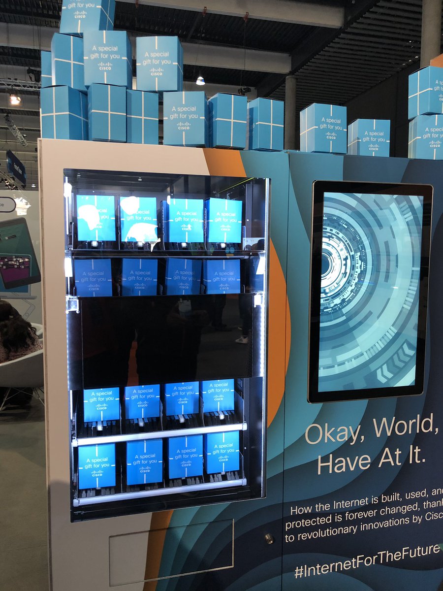 slblain's tweet photo. #CLEURRSP20 IoT &amp; Cisco ! Think what the futur could be ? Des robots de partout ! https://t.co/Bx1lwPskPV