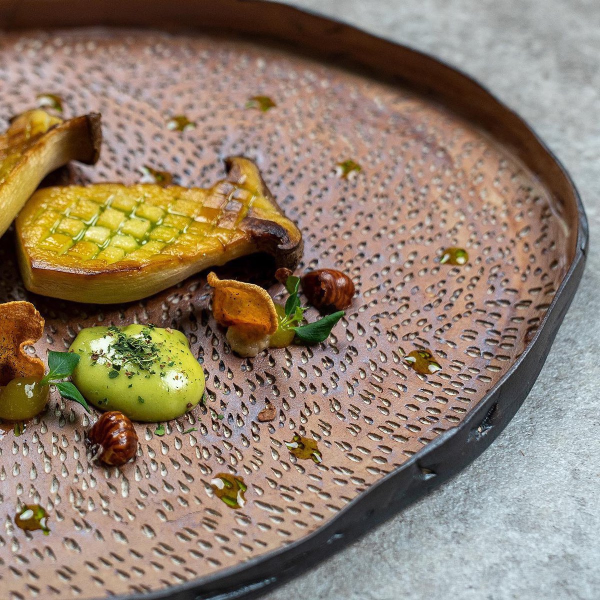 CaribCookSchool's tweet image. RT @koppertcressUK
Gronda: &quot;Oyster Mushroom, Mushroom Ketchup, Tahoon Cress Oil, Tahoon Cress Mayonnaise, Dried Tahoon Cress Dust and fresh Tahoon Cress&quot; Seedling by @FranckPontais #KoppertCressChefs  #vegetarian #vegetarianmenu #chefs #microherbs