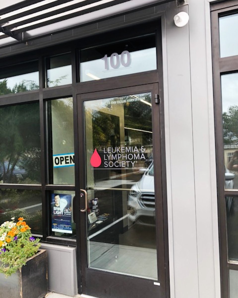 Signs2U's tweet image. We recently installed these door graphics and address numbers for our local Leukemia &amp;amp; Lymphoma Society. Door graphics are a simple way to brand your location.

#signage #doorgraphics #windowvinyl