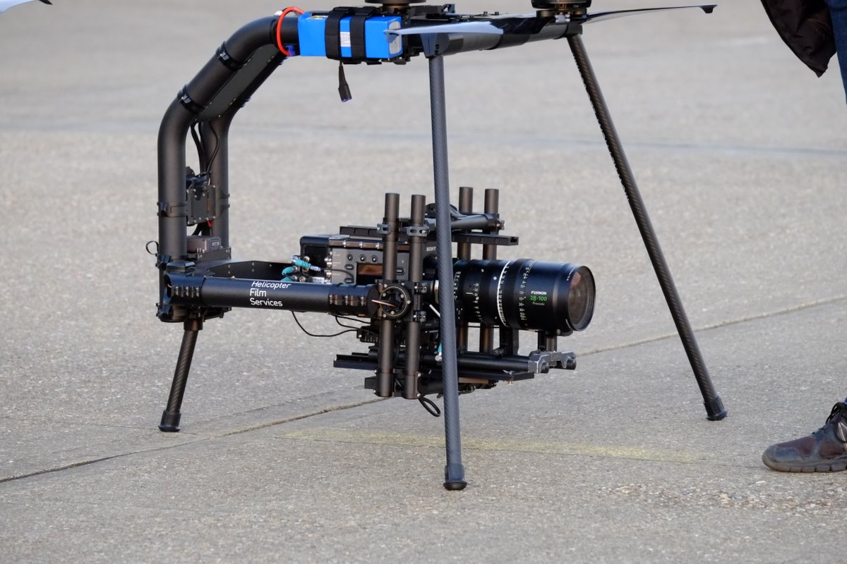 NEWS on <a href="/televisualmedia/">Televisual Quarterly and televisual.com</a>: We flew our #TITAN Ultra-heavy lift #drone with the #SonyVenice camera and the Fujinon Premista 28-100 zoom lens. 1st time a lens of this size has been flown on a drone for use in #aerialcinematography
bit.ly/2RycNM7

🚁🎥
#dronestagram