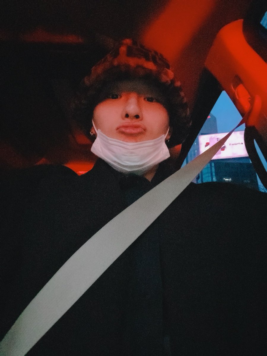 PKORNKOT's tweet photo. ไผ่ เลิกทำตัวผัวๆเพื่อไว้ชีวิตเราได้เปล่า https://t.co/oneD2uFMnt