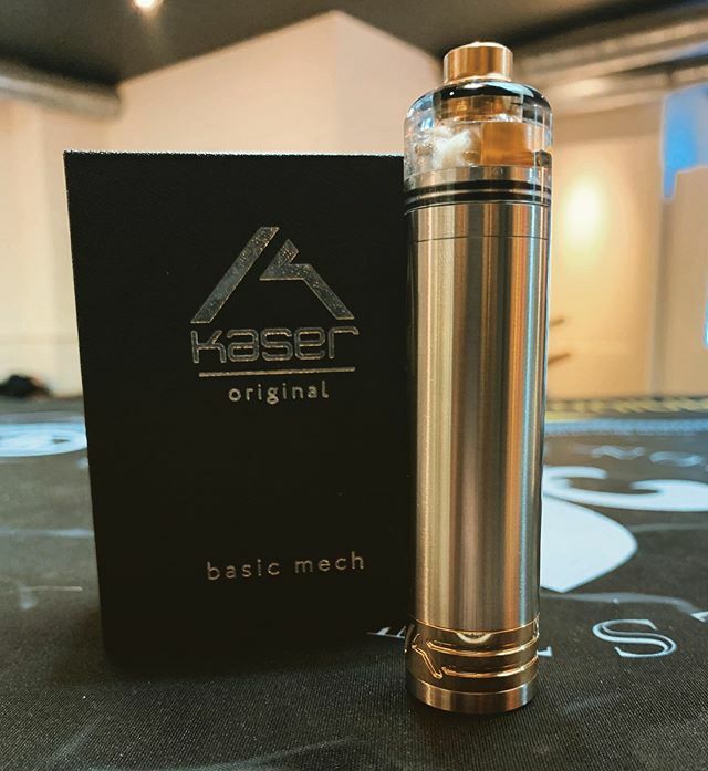 The Basic Mech 
Un tube épuré aux grandes qualités autant esthétiques que techniques. Une merveille de chez:
@kaser_mods 
#kasermods #mechtube #vape #vapetricks #vapeporn #vapeshop #ewayvape #vapecommunity #vapelife ift.tt/36vZxvS