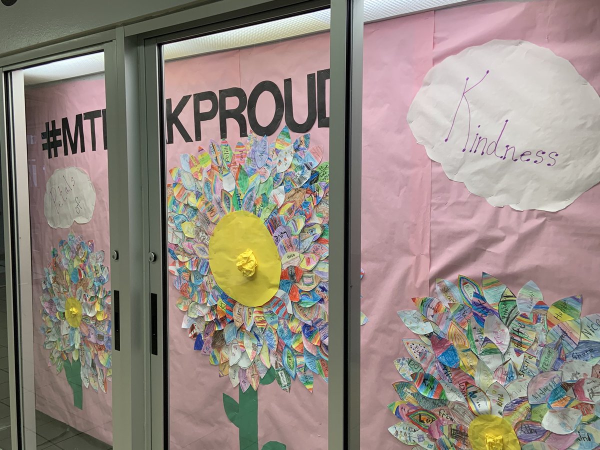 wgwaldroup's tweet photo. MPE Great Kindness Challenge has started with all students creating a petal of Kindness! #MISDproud #MPEmpowered https://t.co/CYs5hXfN4M