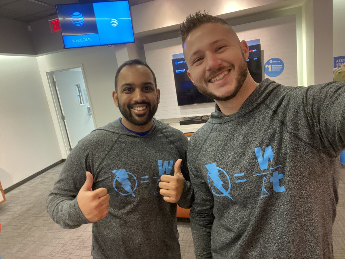 realSebastianC's tweet image. #funATTwork #lifeatATT @_teamPOWer    #nationalfunatworkday i can’t think of anyone more fun than @raz_att