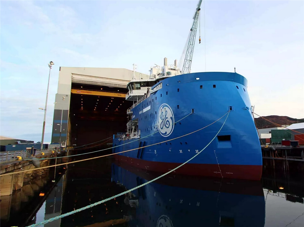 SvetlanaModeva's tweet photo. Ulstein: Offshore Wind Vessel for Bernhard Schulte Floated Out
https://t.co/vqSgCPQO2t #ServiceOperationVessel #SOV #BernhardSchulte #OffshoreWindVessel #ΗybridVessel https://t.co/QyS17QsUHM