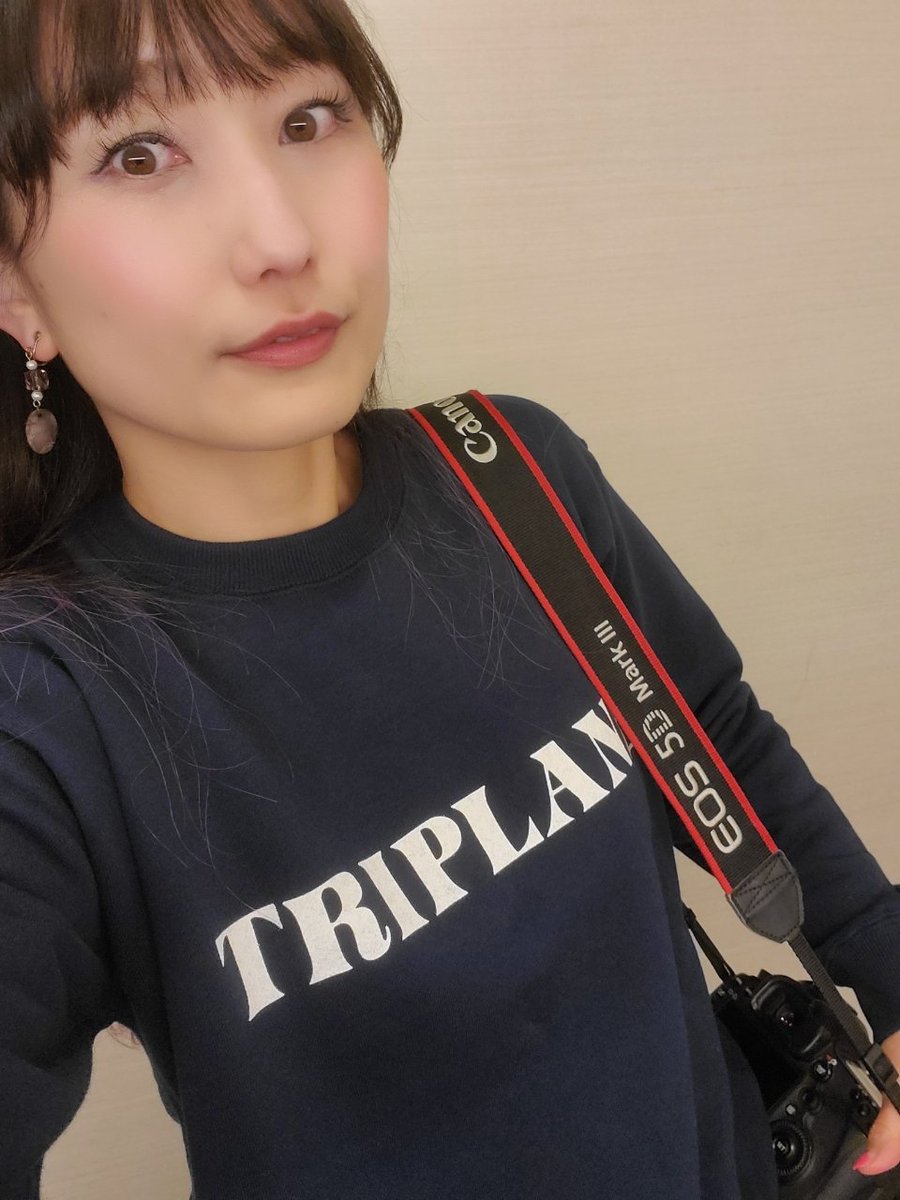 iaiaiai0915's tweet photo. TRIPLANE💿unaimous💿フラゲナイト@ Future SEVEN
撮影しましたー⤴️⤴️😊
#ユナニマス
#unanimous
#TRIPLANE
#谷古宇愛
#futureseven https://t.co/xyGPGPZerK