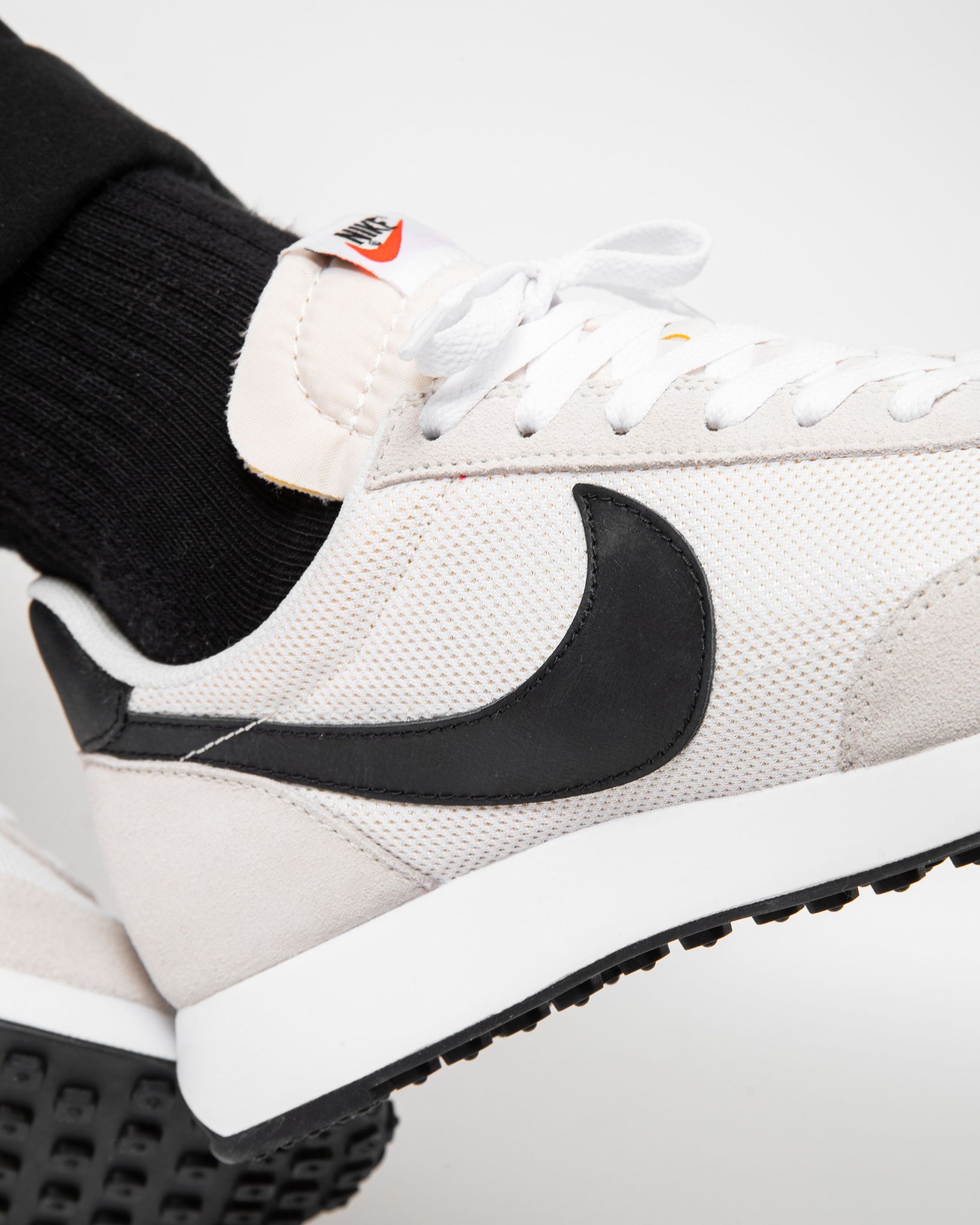 nike air tailwind 79 phantom white