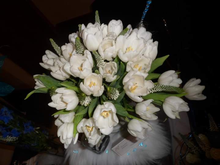 'T' is for Tuesday, 'T' is for TULIPS!!!!! Did you know that tulips carry on growing in a vase of water even though they have been cut??? AMAZING!!!! x :) x