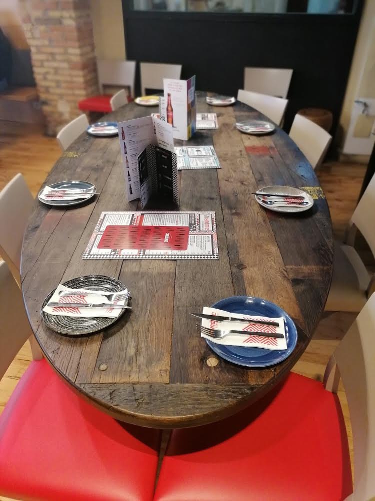 ElDynamicBar's tweet photo. Taula parada! Qui té gana? Des d'un bon esmorzar, un dinar o un sopar a #eldynamic sempre estem preparats per fer-vos gaudir d'un bon àpat! Si voleu saber més sobre nosaltres doneu una ullada a la nostra web: https://t.co/LBSB4rfvGG https://t.co/D4xDCY72Li