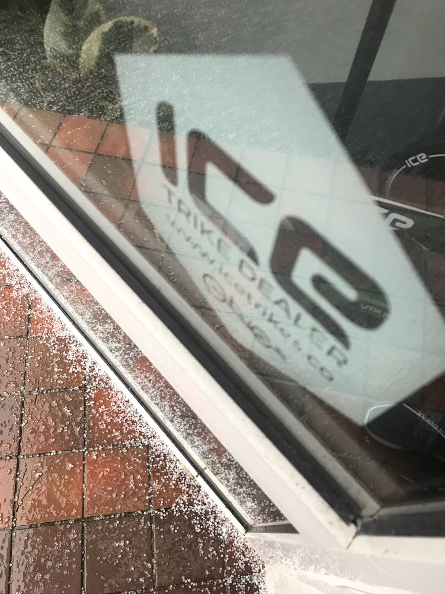 icetrikes's tweet photo. Today at ICE Trikes. Weather!
Sun! Rain! Hail! Rain! Sun! Hail!

One of those days, do we chance it?

#trikeride #icetrikes #cornwall #falmouth https://t.co/YvptSeZpOb