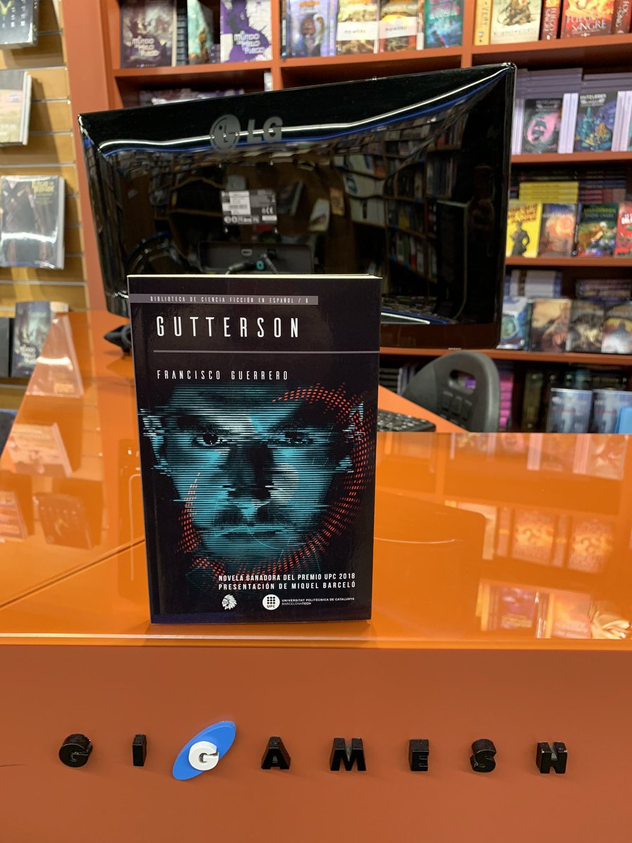 GigameshTienda's tweet photo. «Un intersantísimo debut que les invito a leer. El dinamismo de la novela y la habilidad de su autor hace que su lectura se haga en un agradable plis plas.» Miquel Barceló sobre #Gutterson, de Francisco Guerrero.
Edita @apachelibros https://t.co/ap3DopIRMJ