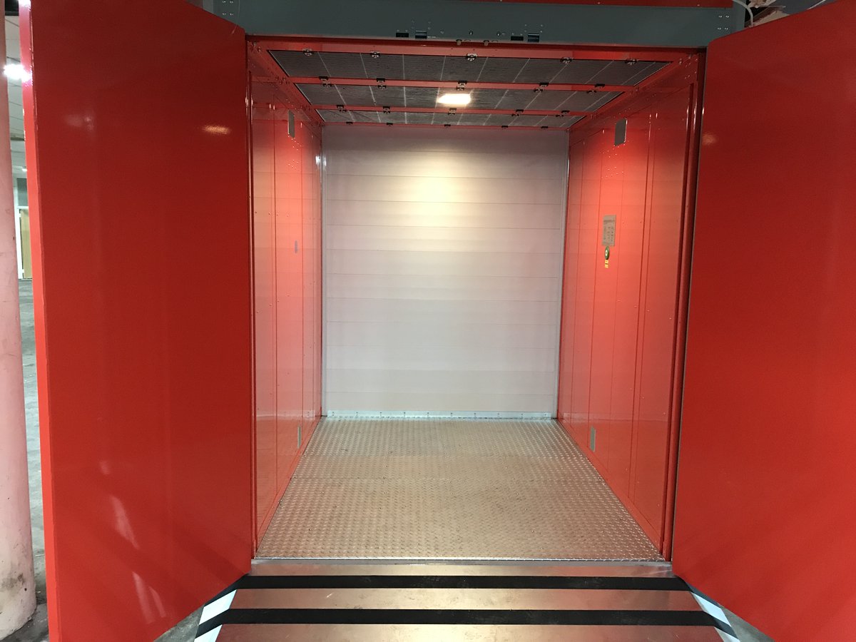 EALifts's tweet photo. Loving this colour #eyecatching #goodslift  Our 5th installation for this popular retail chain. #valuedclient #perfectforthejob https://t.co/hPtiYc4JYo