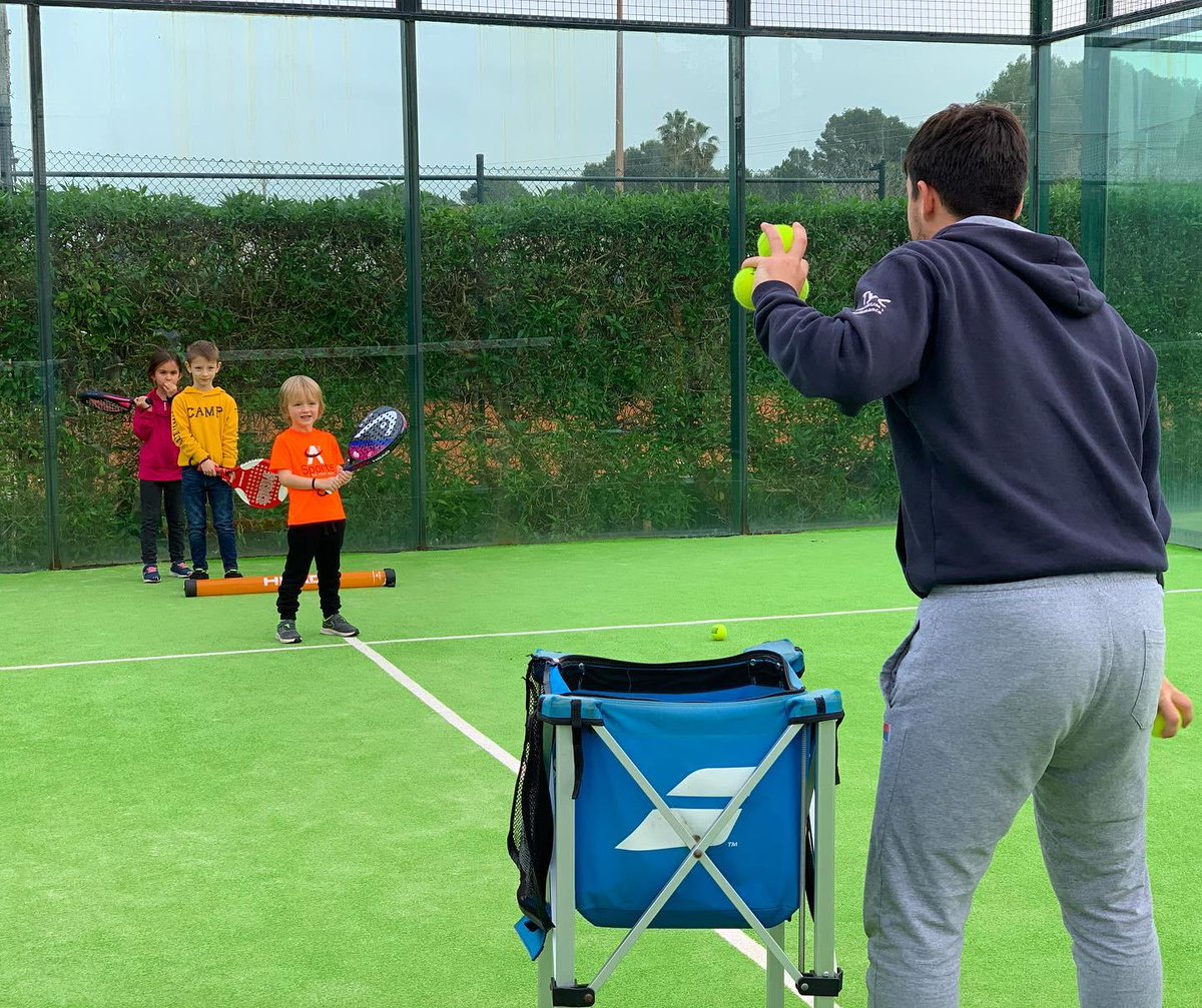 Padeltys's tweet photo. ¡Ya en marcha nuestro proyecto en Son Rigo! 🎾🚀

🔆 Esta mañana en la “Jornada de puertas abiertas” nos visitaron algunos jugadores que ya formarán parte de nuestra academia de menores. 

¡Gracias a todos los menores y papás su presencia e interés!👌🏽👏

#padel #academia https://t.co/y9X83ArJ6d