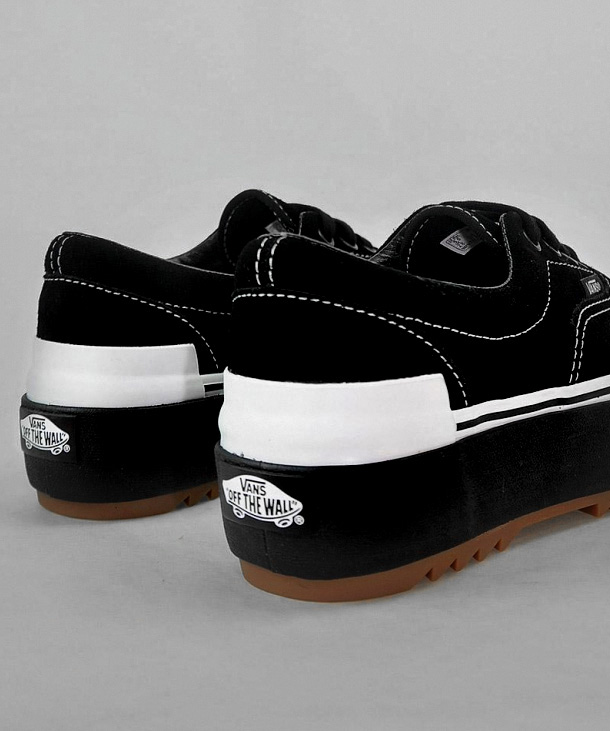 AtmosferaBlack's tweet photo. Las Era Stacked de ante elevan la silueta clásica de Vans a un nivel superior.😎
En tiendas Black y online!
https://t.co/muBGqOPxdt
.
#blackatmosfera #vans #vansera #vansshoes #vansskate #skate #urban #streetwear #streetstyle #sneakers https://t.co/9n5PEk7uQ0