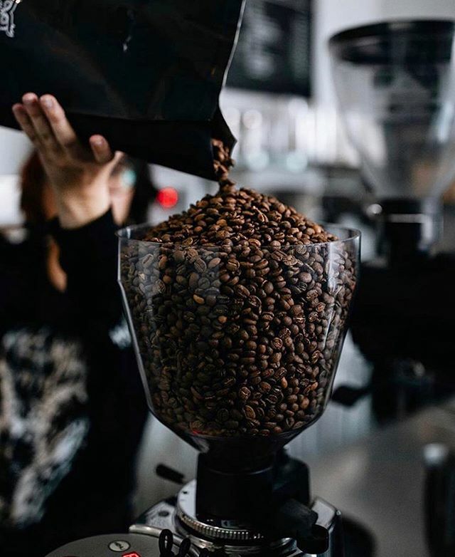 D____GoodCoffee's tweet photo. No such thing as too much of a good thing. ☕️ @jamescoffeeco /  #drinkgoodcoffee https://t.co/rTCk7wF2RT https://t.co/Ka9q9Q3h2k