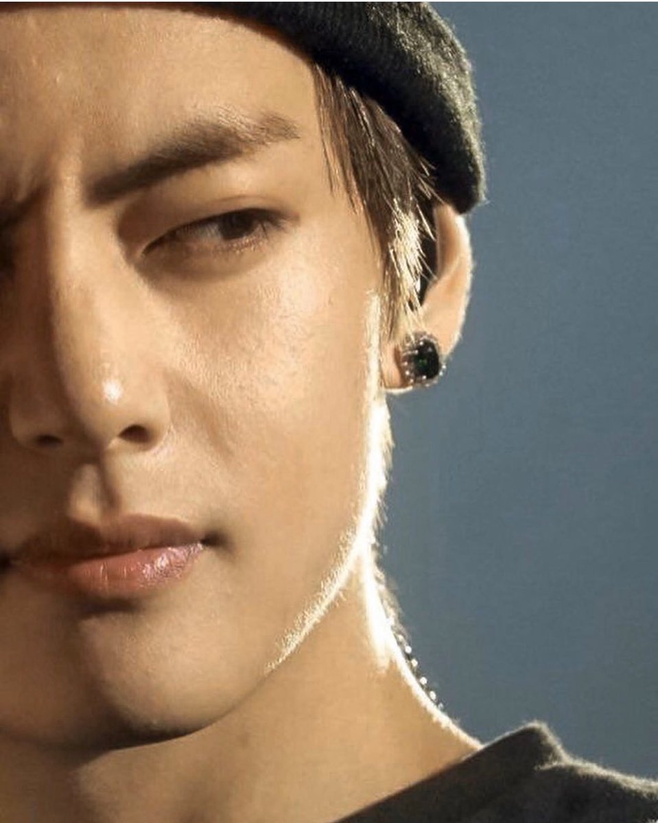 ট ইট র Yumion 美しいテテも 可愛いテテも カッコいいテテも 全て好きなんですが この クッソ男らしいテテ大好きです Bts 防弾少年団 방탄소년단 Btsv 태형 Taetae Taehyung 태태 뷔 大人army T Co U8csi9h7r8