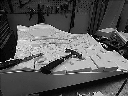 Great to meet <a href="/ChrisatAmalgam/">Chris Conlon</a> of <a href="/Amalgammodels/">Amalgam Modelmaking</a> and discover that physical #scalemodels still have a place in the #digitalage. Thanks to Norman Emery of <a href="/SeluxCorp/">Selux Corporation</a> #selux for chairing this <a href="/talklandscape/">Landscape Institute</a> #LICPDDay #modelmaking session