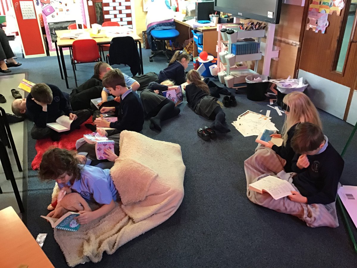 ClassHerons's tweet photo. Herons are enjoying their new reading resources. https://t.co/YN9CObK5Hu