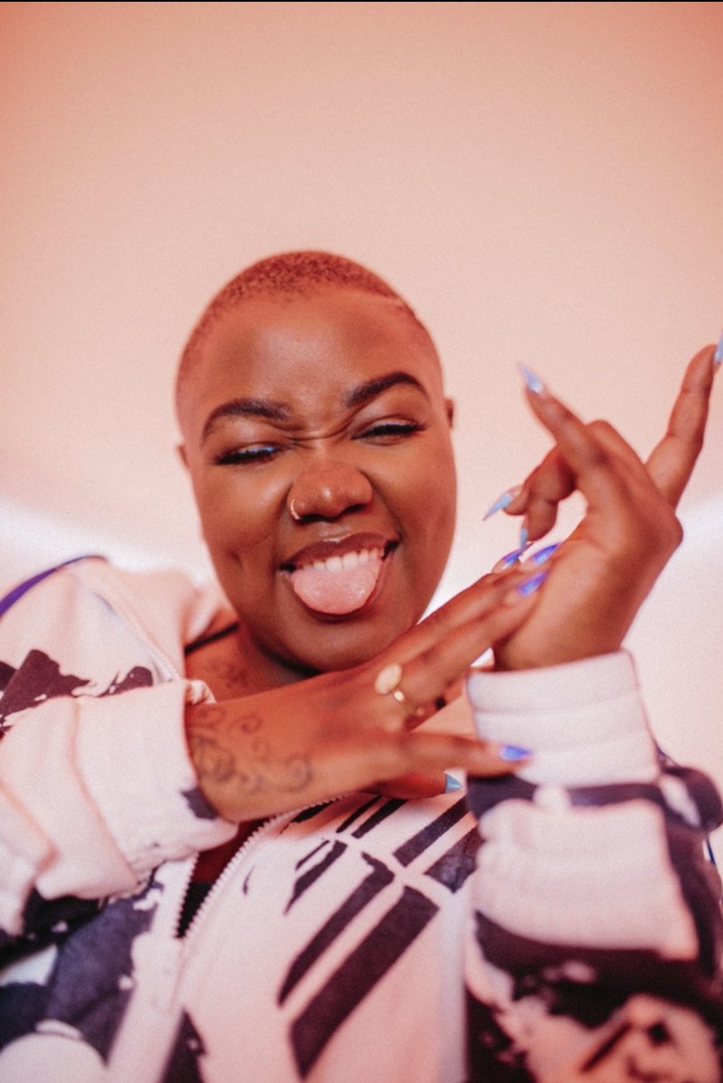 MALIKAAWORLD's tweet photo. Guys I need ya help ! I’ve been nominated for 2 @urbanmusicawards ! Best Female and Best Newcomer 😨❤️ pleaaaase Vote for me , if you agree 😂🥰🙏🏾 via @urbanmusicawards 🥺🥺 Link to vote : https://t.co/2Yd31BPdGK https://t.co/uTznRNq4Xr