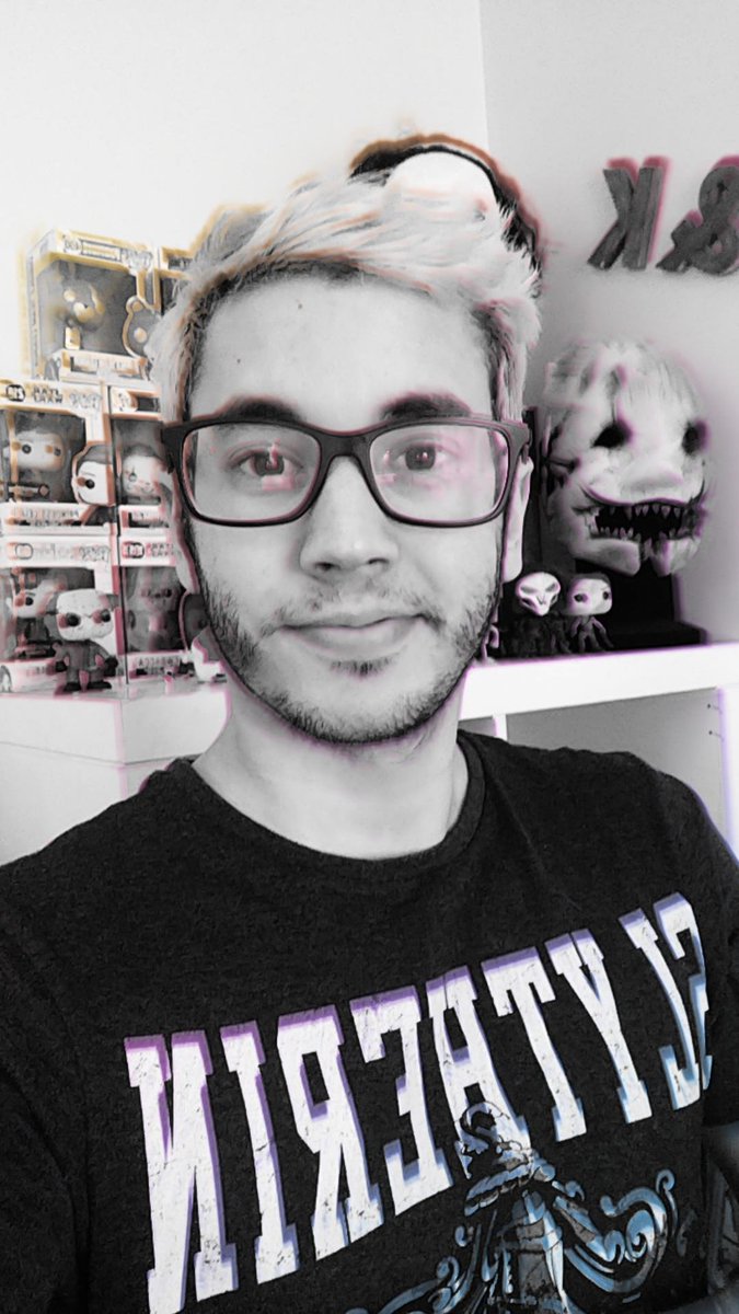 CollinsKosuke's tweet photo. Mon villageois d'anniversaire 😍. Je le connaissais même pas, il a fallu que ce soit un louuuup 🥰🐺 https://t.co/Au13zJrFNv