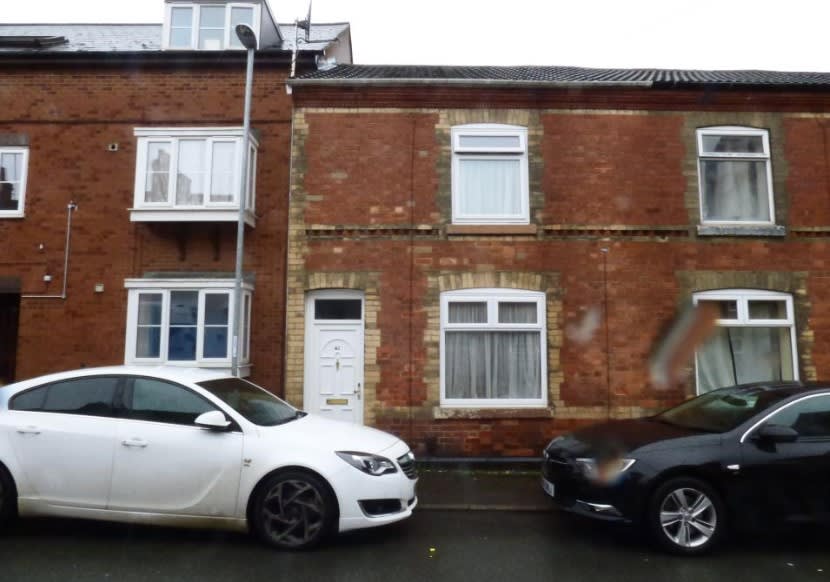 mustbesold's tweet image. NEW TO THE MARKET - NELSON STREET, KETTERING, NN16 8QJ - £135,000

*Two bedroom terraced property in need of some refurbishment
*Conveniently located for amenities 
*Offered for sale chain free 

rightmove.co.uk/property-for-s…