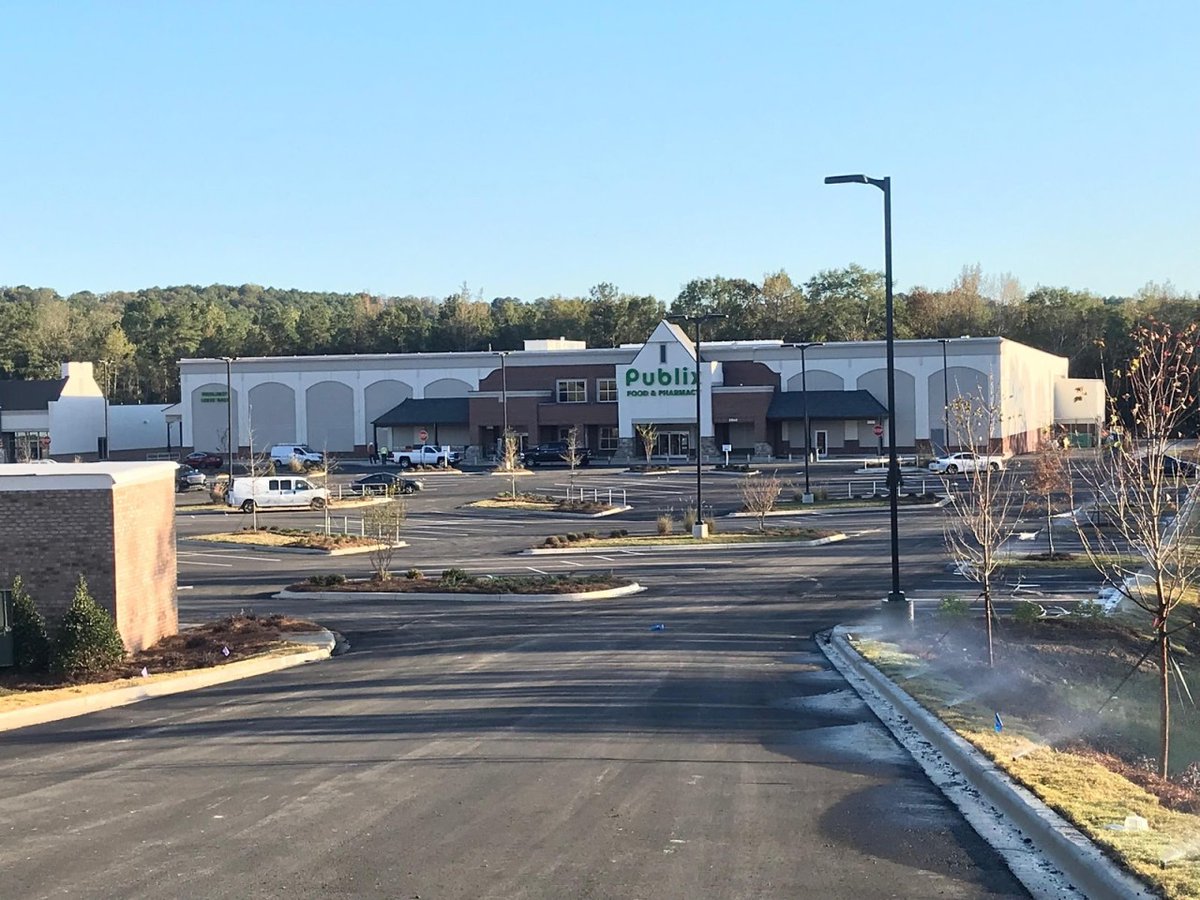 It’s always satisfying to see a project come to completion. This <a href="/Publix/">Publix</a> shopping center recently opened on Lakeshore Drive in our hometown of #Birmingham. Thanks to team member Don Ellis for sending in the photo! #Birminghambuilding #construction #Publix