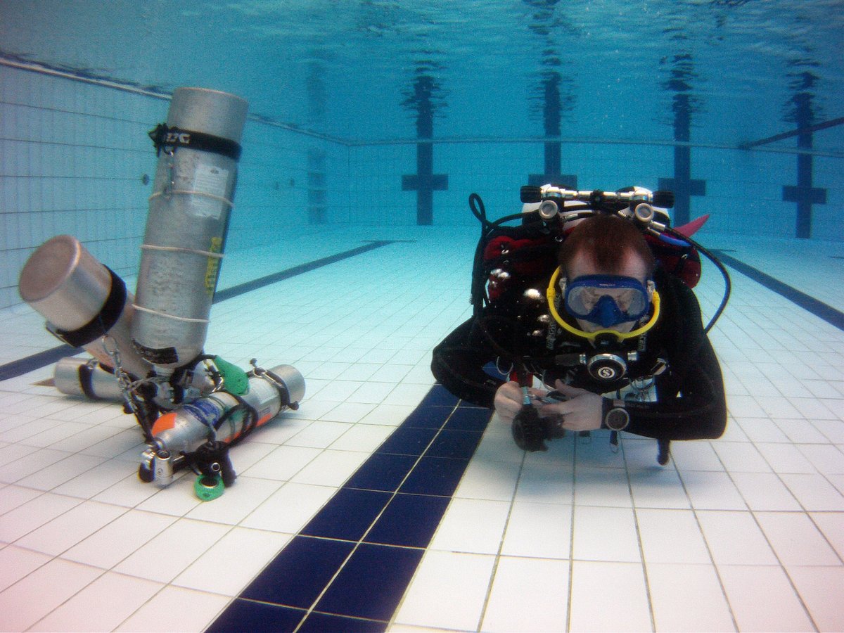 GoPro_Dive's tweet photo. Larga sesión de entrenamiento de curso de #TecDeep Instructor. Practicar, Practicar y Practicar es lo que nos hace ir superando los obstáculos del camino.... https://t.co/KSAag91est