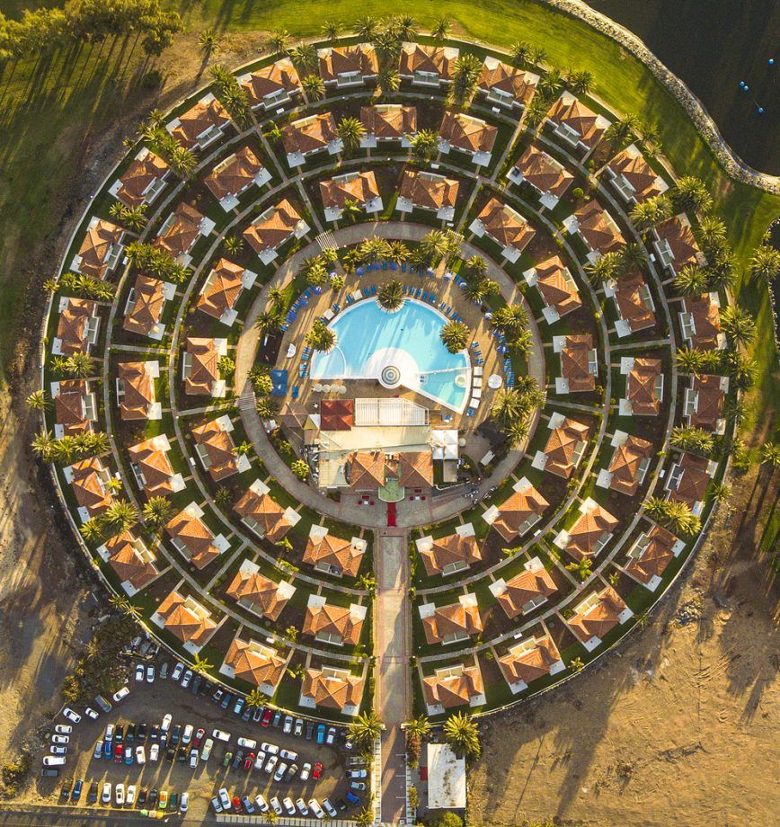 With the Brexit deal soon to be done, those who have been holding back on purchase plans can now get moving at last, but what has changed in the market? #wheretobuyin2020 buff.ly/37CslUH