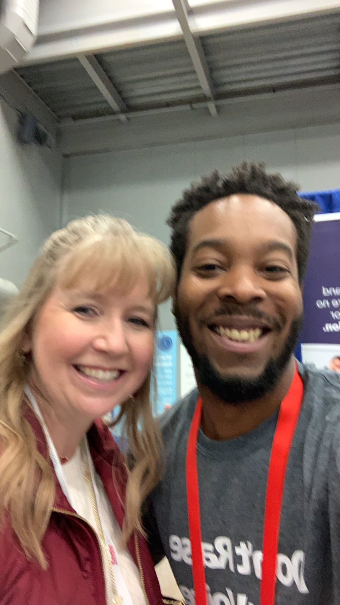 thinkLawUS's tweet photo. Always great running into thinkLaw superstars!!! @RoundRockISD at #TASA20 🤩🤩 https://t.co/l5yeqSI6b3