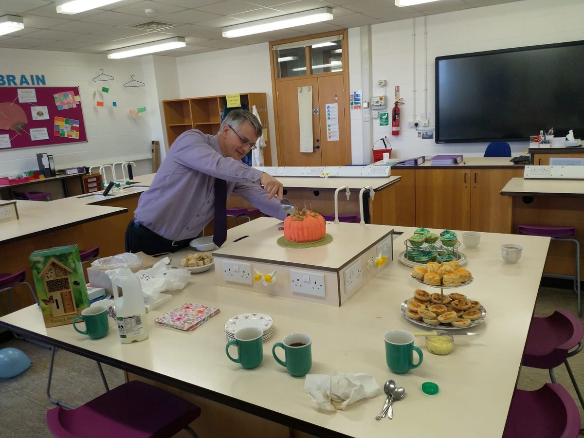 NHSChemSTEM's tweet photo. Our very own King of the Pumkins turned (a big birthday) today!! Many happy returns Mr Attwood @NorthamptonHigh https://t.co/bRPijljZJW