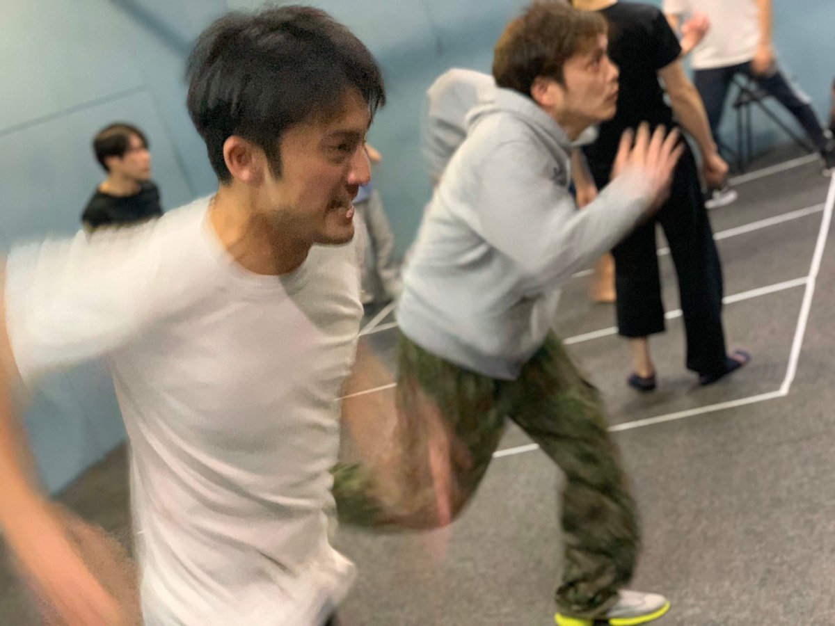wataru_kaji's tweet photo. 田中惇之。演出や作品や制作が違うなかで一年に二度共演するのは、珍しいことで。

今回はBuddy。そんな雰囲気ある役でバリバリバジルバジル走る。
#KEISO #keisou https://t.co/Ny2CA06ZtJ