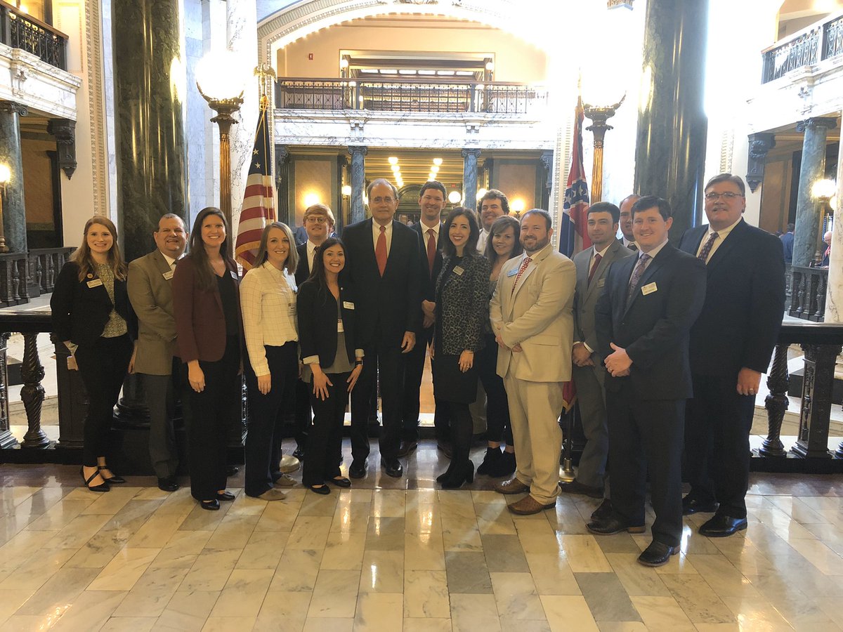 TCALP_MS's tweet image. Thanks to lieutenant governor @DelbertHosemann for taking time to meet our group at #AgDay at the capital this morning. @MSFarmBureau @MSUExtService @men658