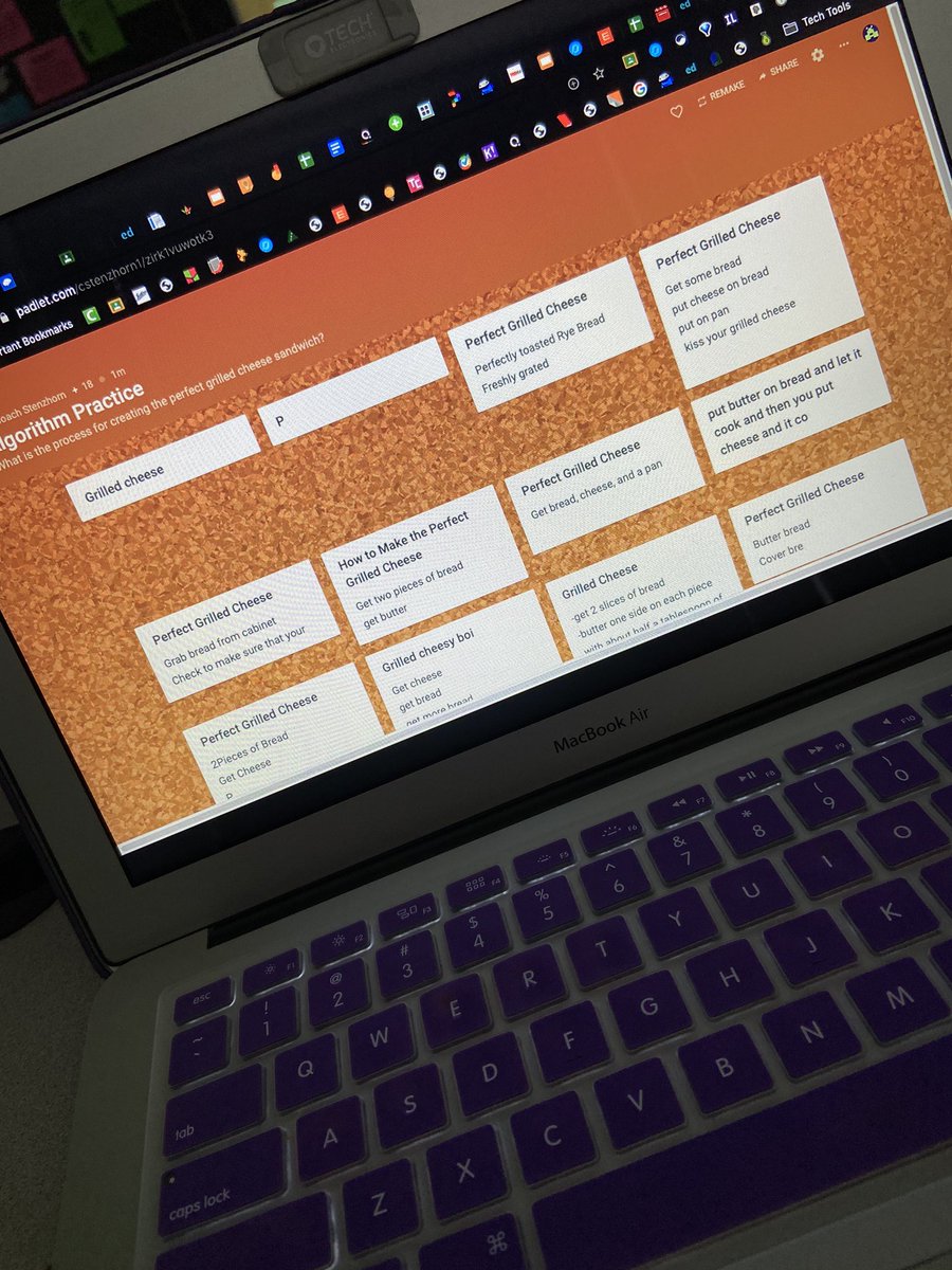 motechteacher's tweet image. What’s are the steps for the perfect grilled cheese??? Learning the algorithm process using food is always engaging 😋 #algorithmsarefun #csintheclassroom #goblackcats