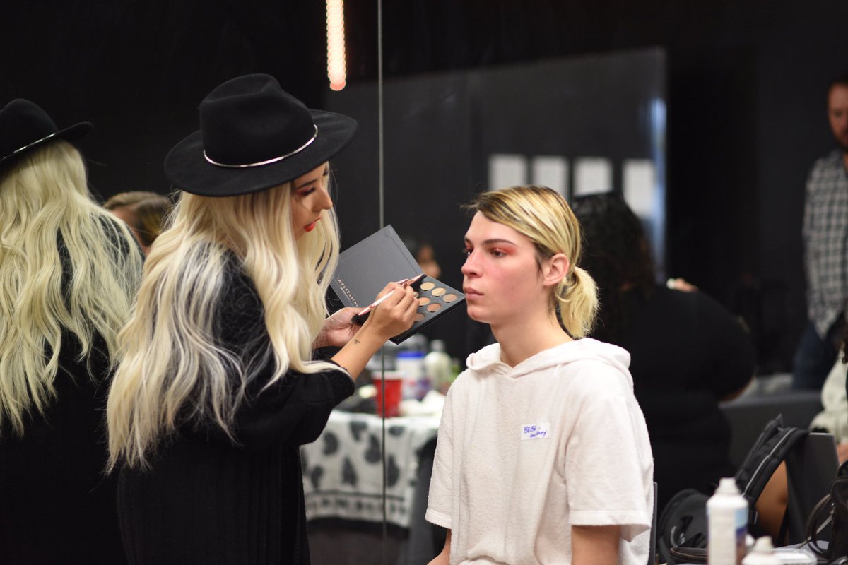 haute_healing's tweet photo. Thank you to #anastasiabeverlyhills for donating amazing beauty products for our last makeover event! #TuesdayThoughts #hautehealing #charity #styleheals https://t.co/sN7lGtiaE1