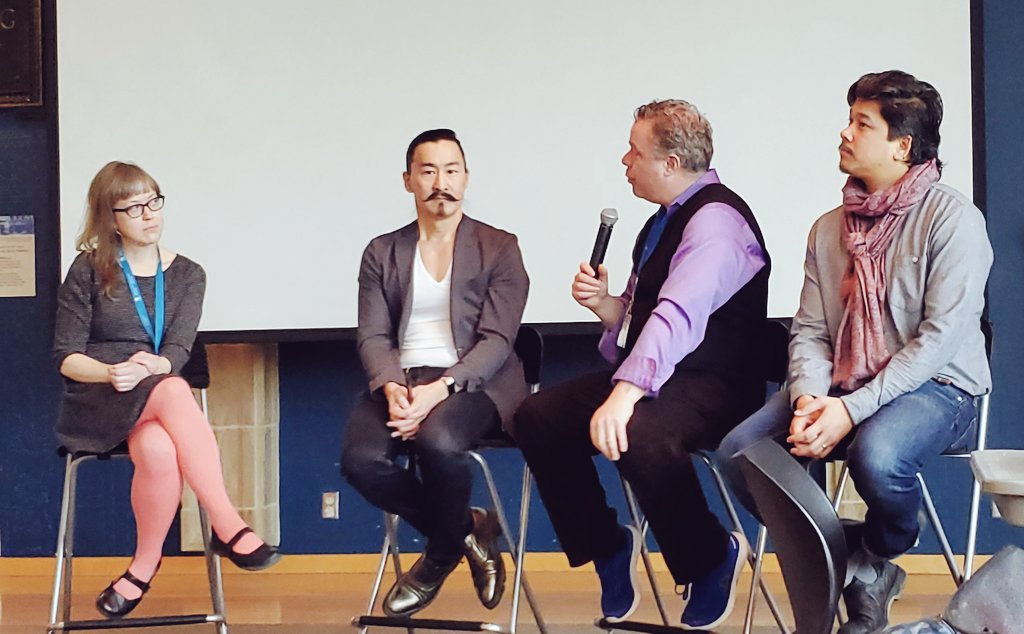 MeganLeduc's tweet photo. Our artist roundtable at #CollabBC. CCA officers ask local artists @tweetsuro & @BrendanTang to speak about their practice, process, and applying for grants.
@CanadaCouncil https://t.co/zfJU3ggEYQ