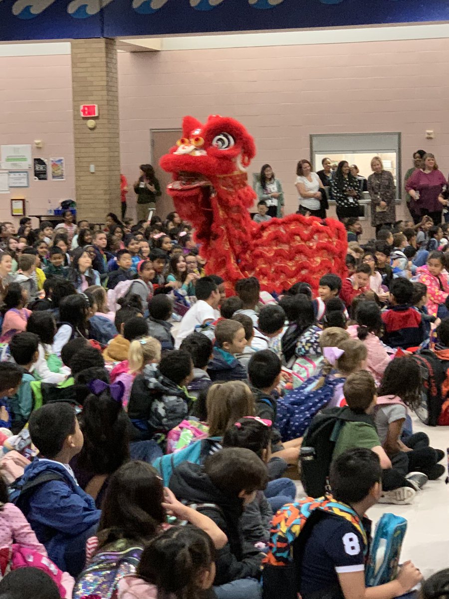 collierkinder's tweet photo. Chinese New Year experience for our kids. 
@APE_Sailors               #schoolisfun https://t.co/UL89Jqm4MS