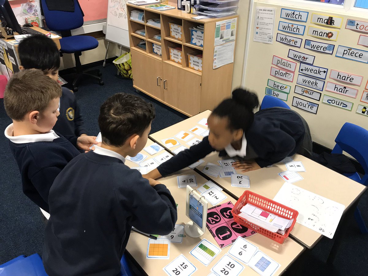 StPaulsBolton's tweet photo. Year 2 were working very hard in maths this morning, learning about fractions. #mathsisfun #deepenunderstanding https://t.co/ZlPiuUUXEn