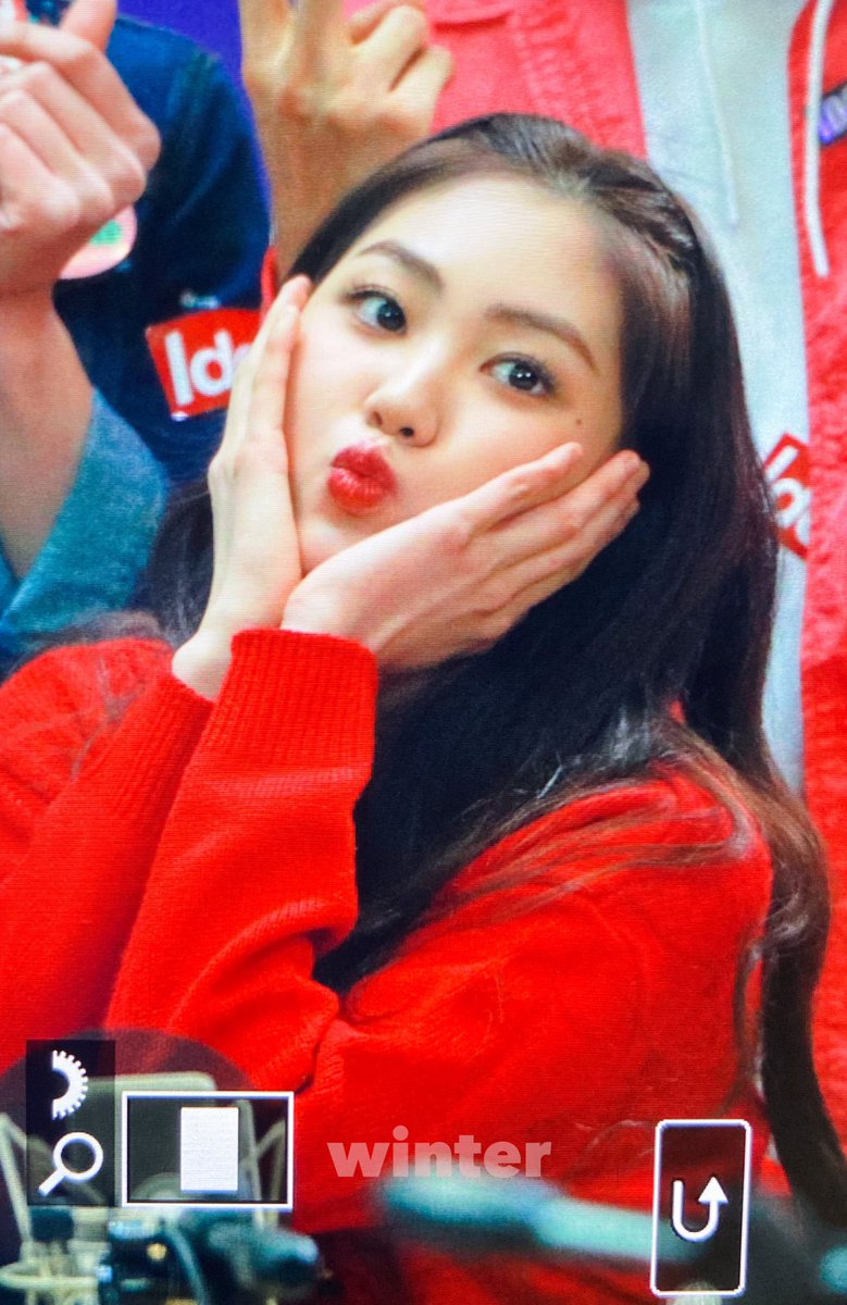 winter000106's tweet photo. 200128 프리뷰

#CLC #은빈 #권은빈 #씨엘씨
@CUBECLC https://t.co/uKvqUe0wkD