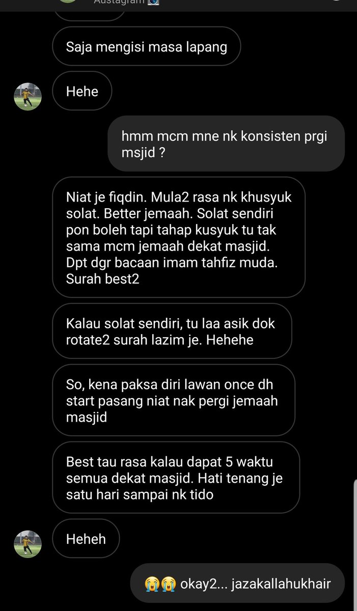 fiqdin96's tweet photo. Idola ni selalu g masjid and selalu share pasal tazkirah yang dia dngr π Harap one day ak pun dpt konsisten mcm dia π’
"Best tau rasa kalau dapar 5 waktu semua dekat masjid. Hati tenang je satu hari smpai nak tido"
#jommasjidchallenge #azam2020 https://t.co/MuE793zHQF